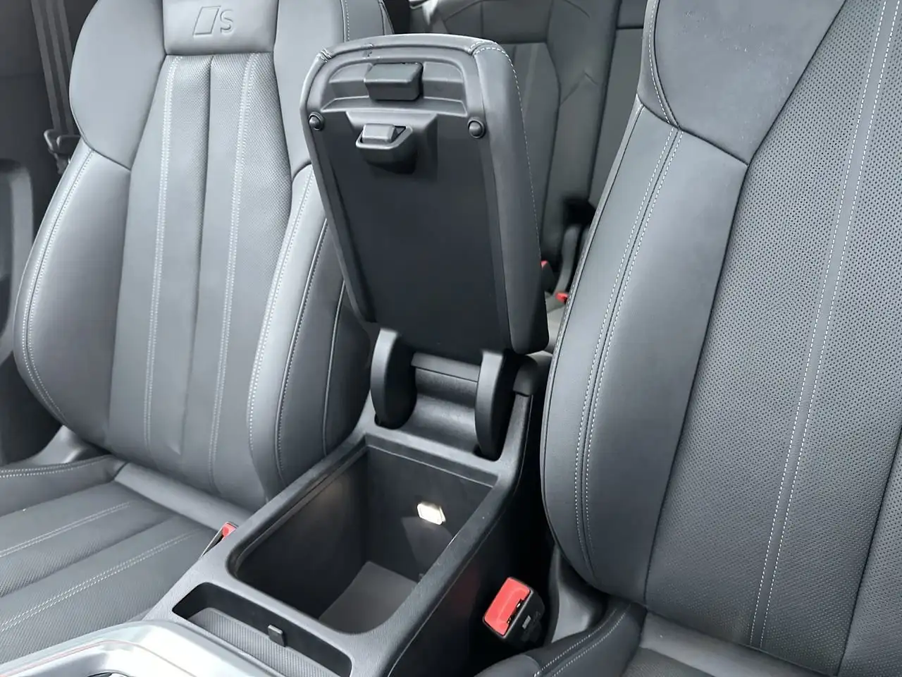 Audi Q5 снимка Audi Q5