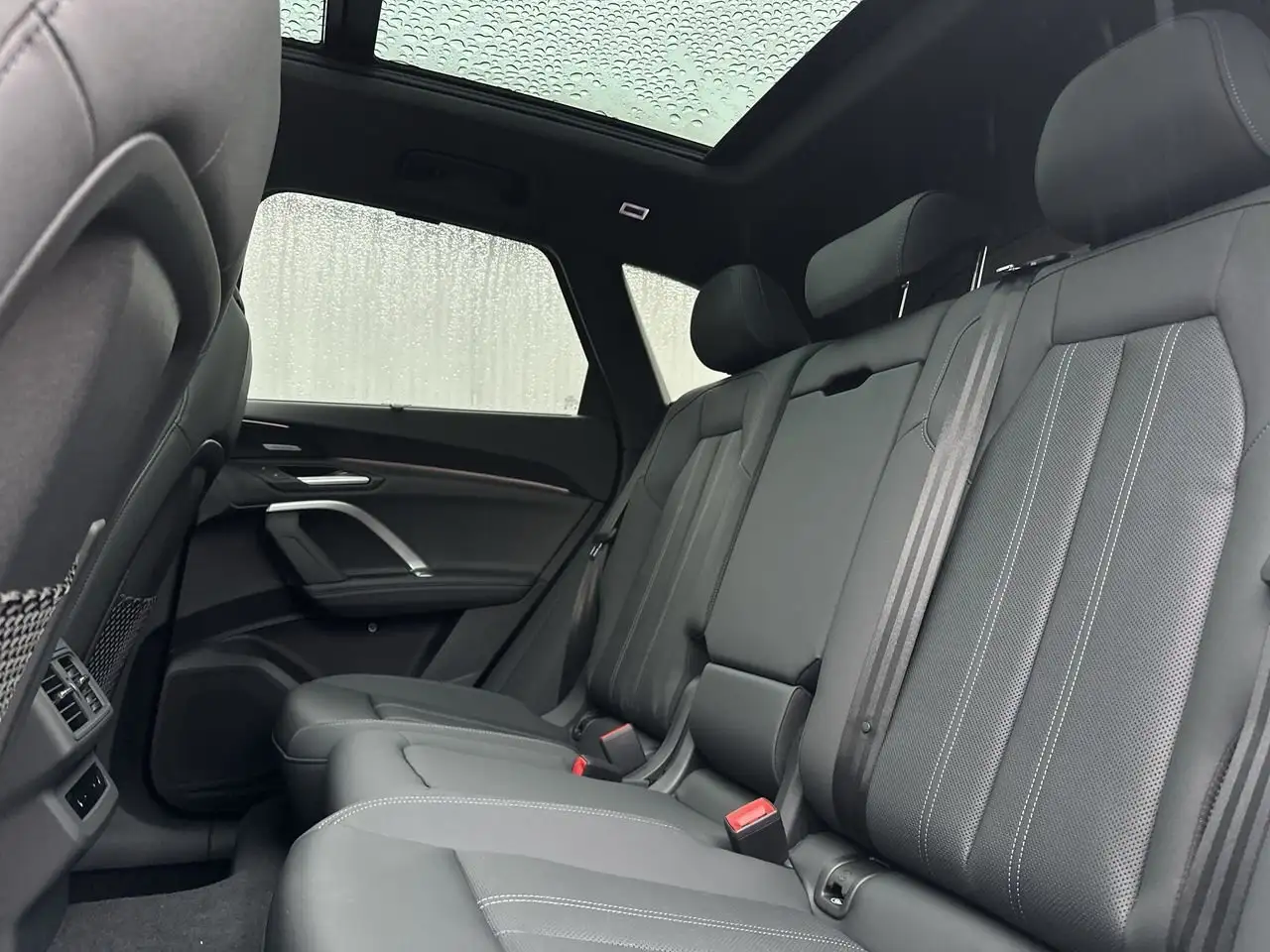 Audi Q5 снимка Audi Q5
