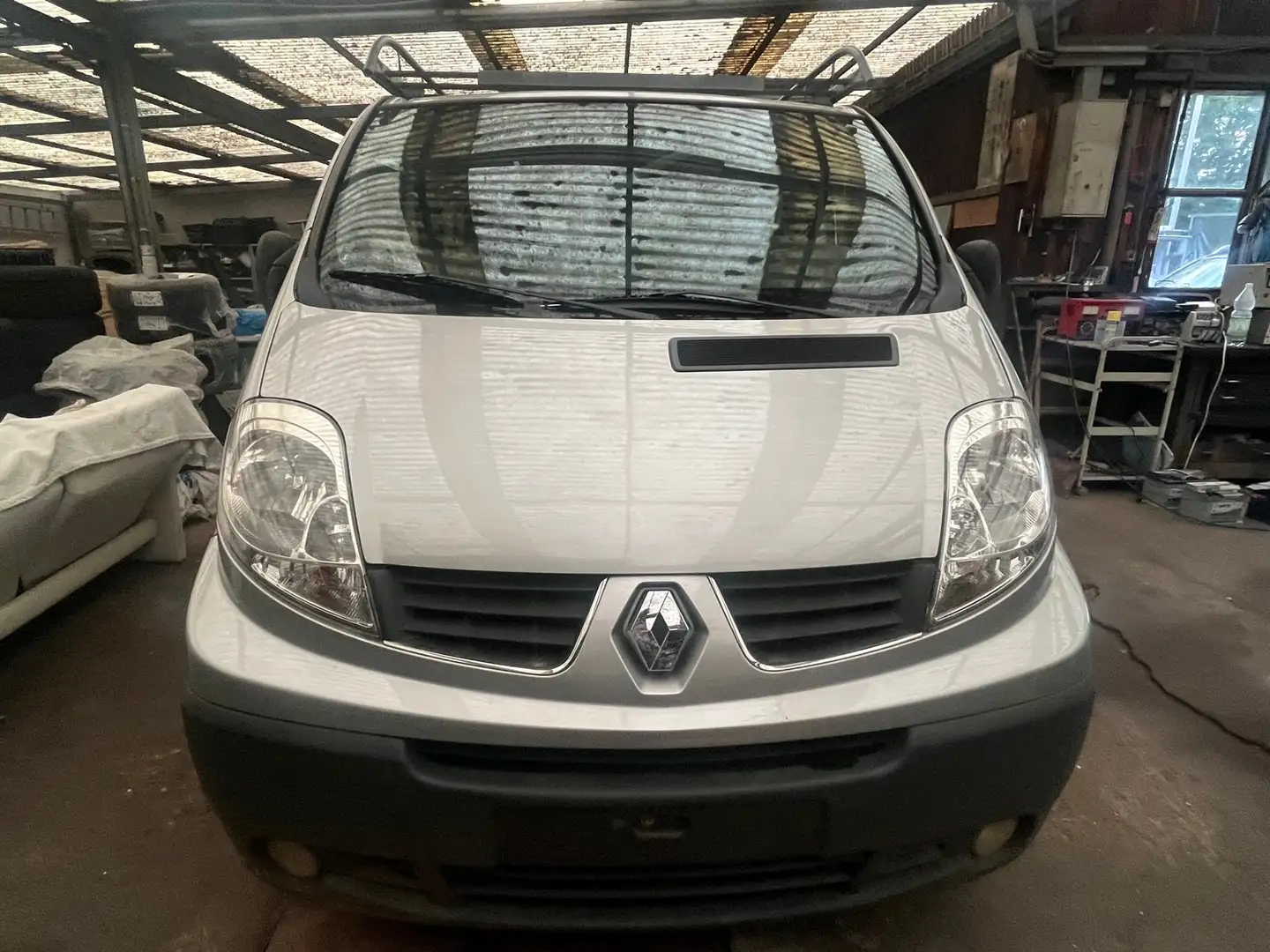 Renault Trafic Trafic 2.5 dCi FAP 115 L1H1 Komfort Passenger - 1