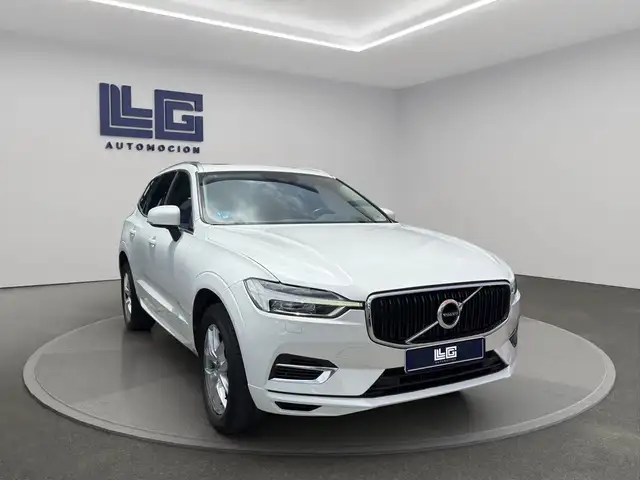 Volvo XC60 view 3