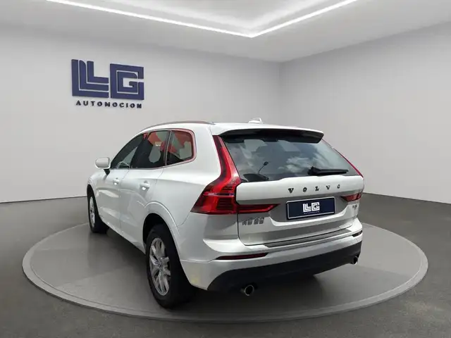 Volvo XC60 view 9