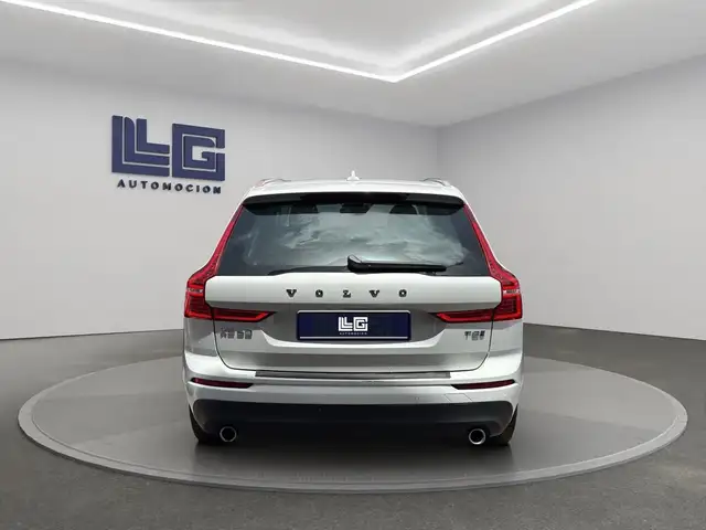 Volvo XC60 view 6
