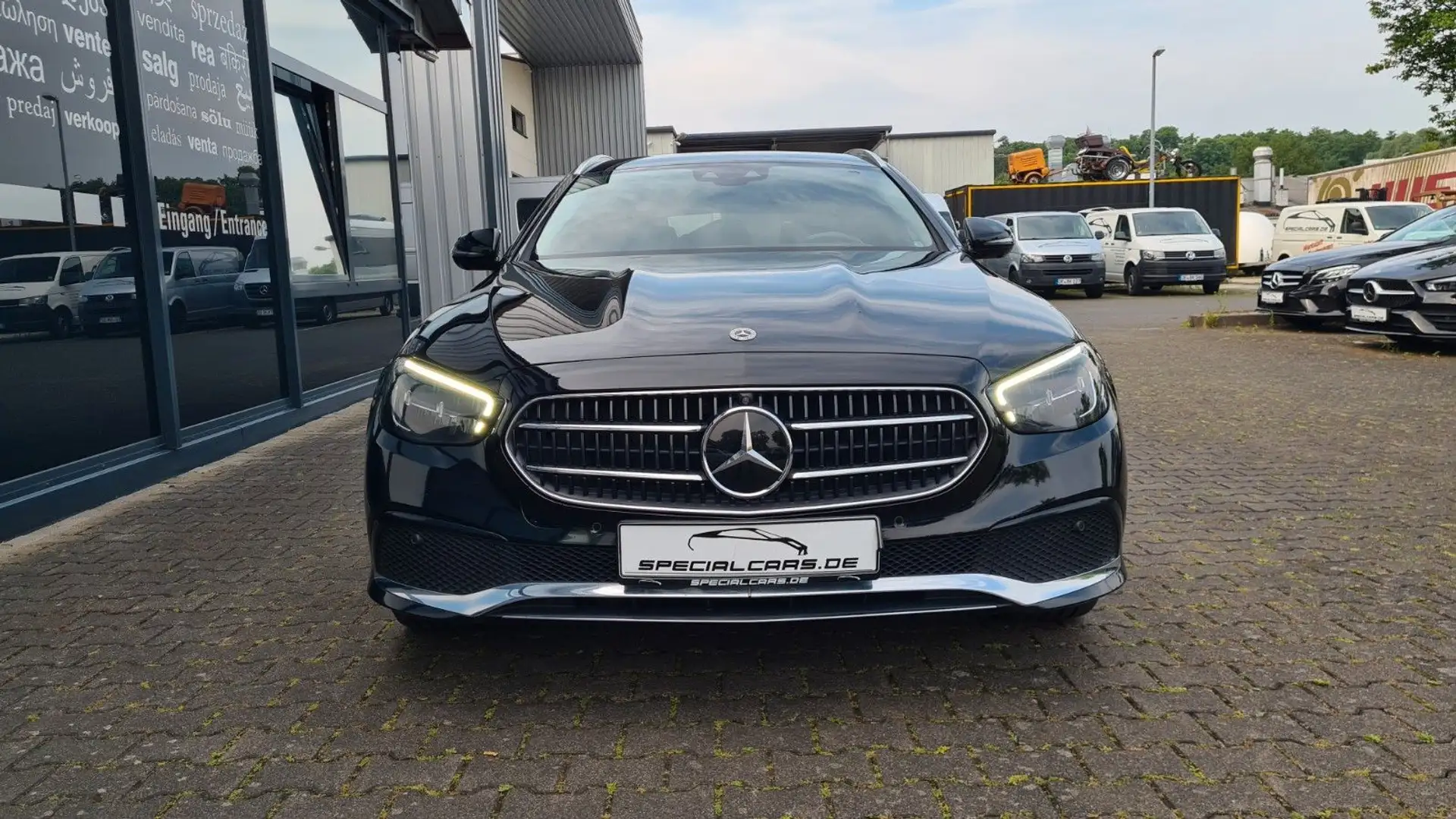 Mercedes-Benz E 300 de T AVANTGARDE - ASSISTS - 360° - BURMEST Schwarz - 2