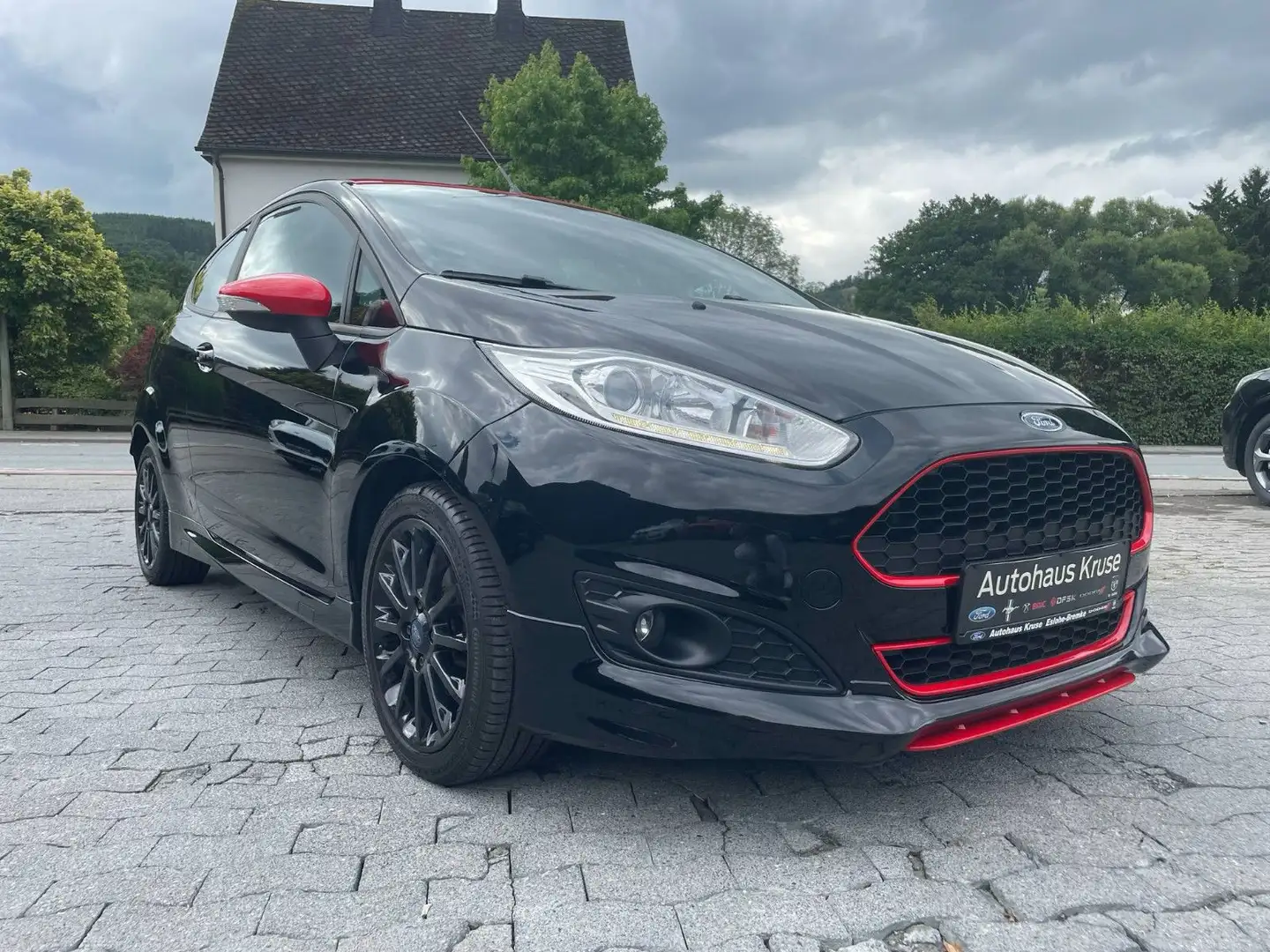 Ford Fiesta 1,0 EcoBoost 92kW S/S Sport Noir - 1