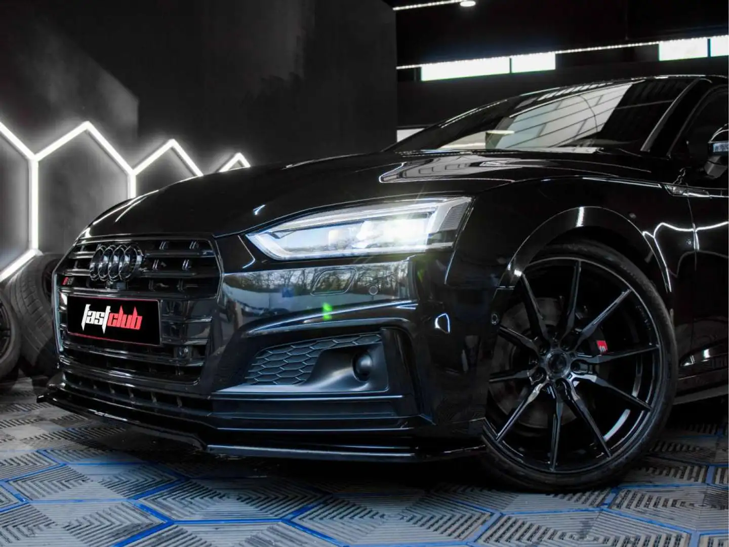 Audi S5 Coupé 3,0L TFSI Full BO / TO / XENON / JA 20 / CAM Noir - 2
