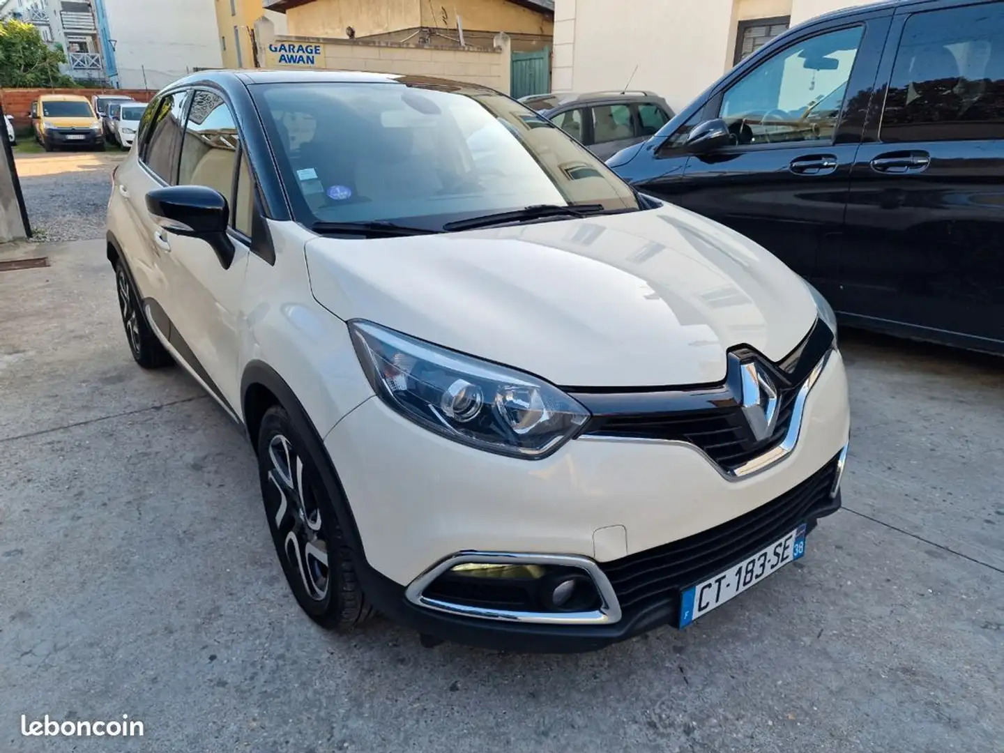 Renault Captur tce 120ch boite automatique intens Blanco - 2