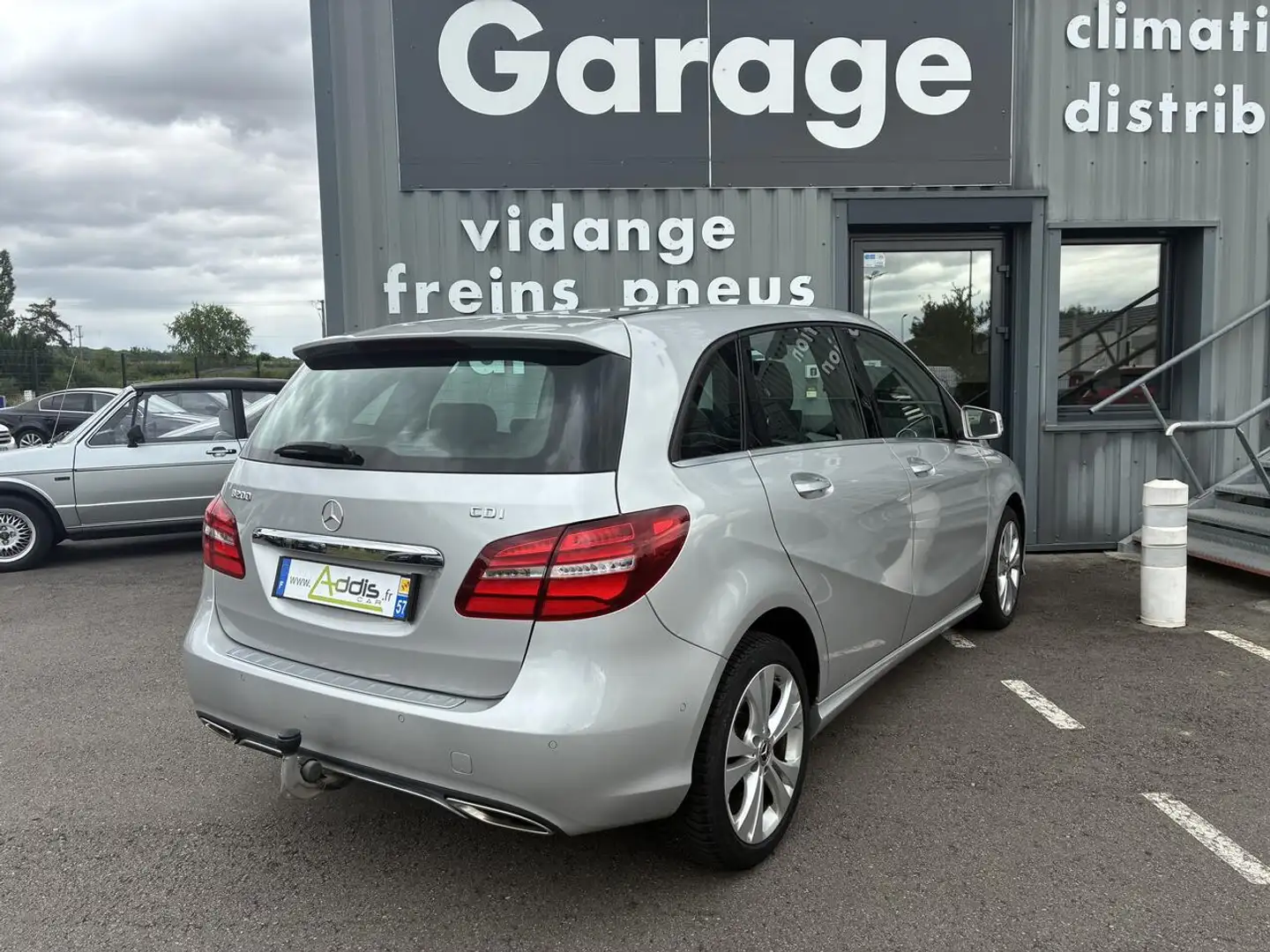 Mercedes-Benz B 200 D BUSINESS GPS BLUETOOTH 7G-DCT Gris - 2
