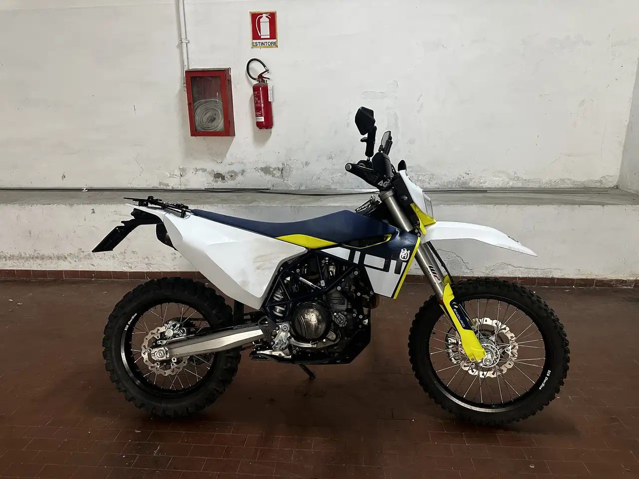 Husqvarna 701 Enduro