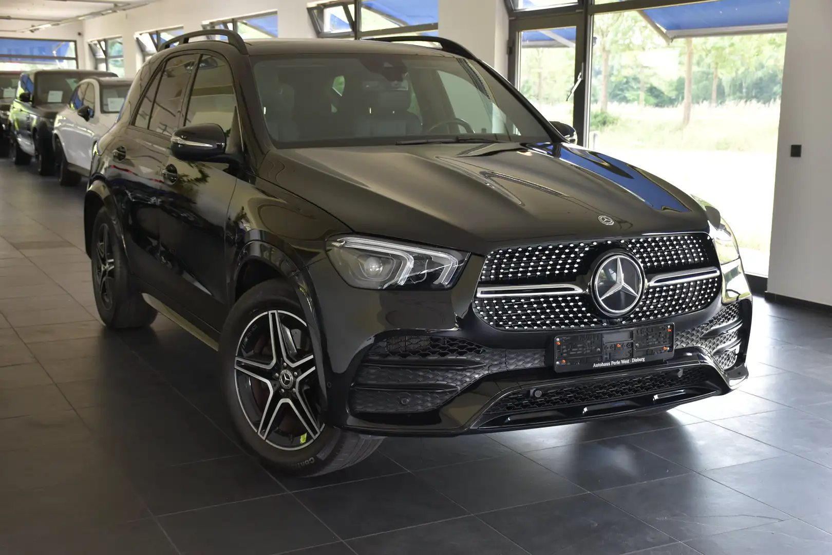 Mercedes-Benz GLE 350 d 4Matic 9G AMG Line"PANORAMA"AHK"BURMESTER"NIGHT" Schwarz - 2