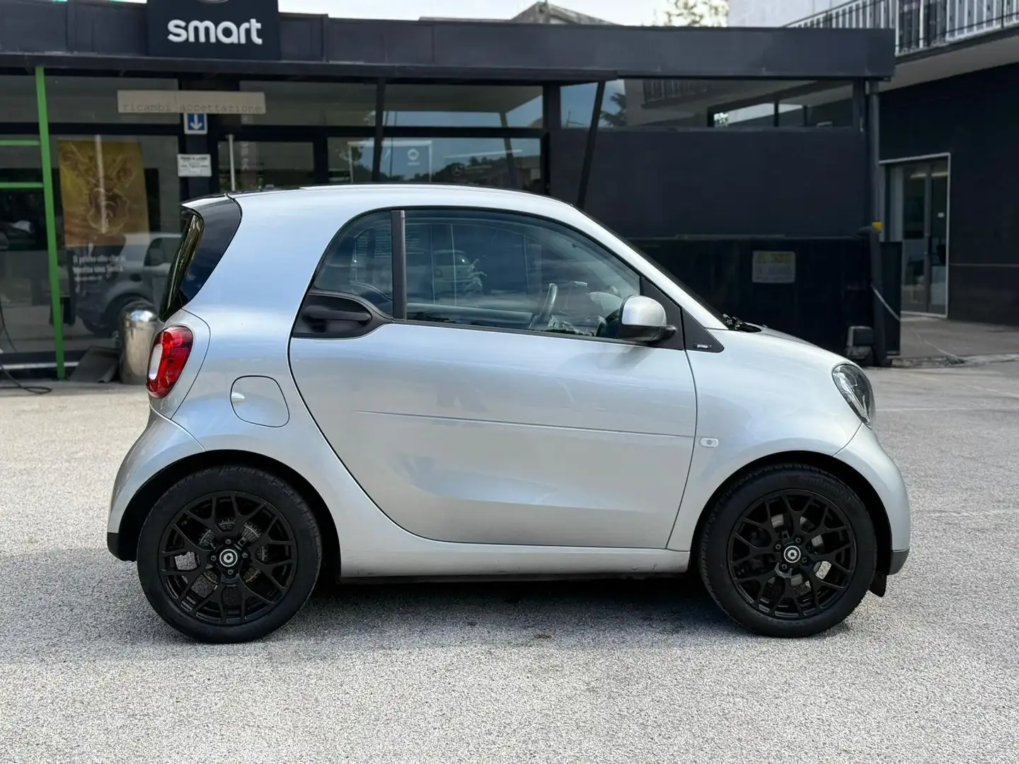 smart forTwo Fortwo 0.9 t Prime 90cv twinamic Argent - 2