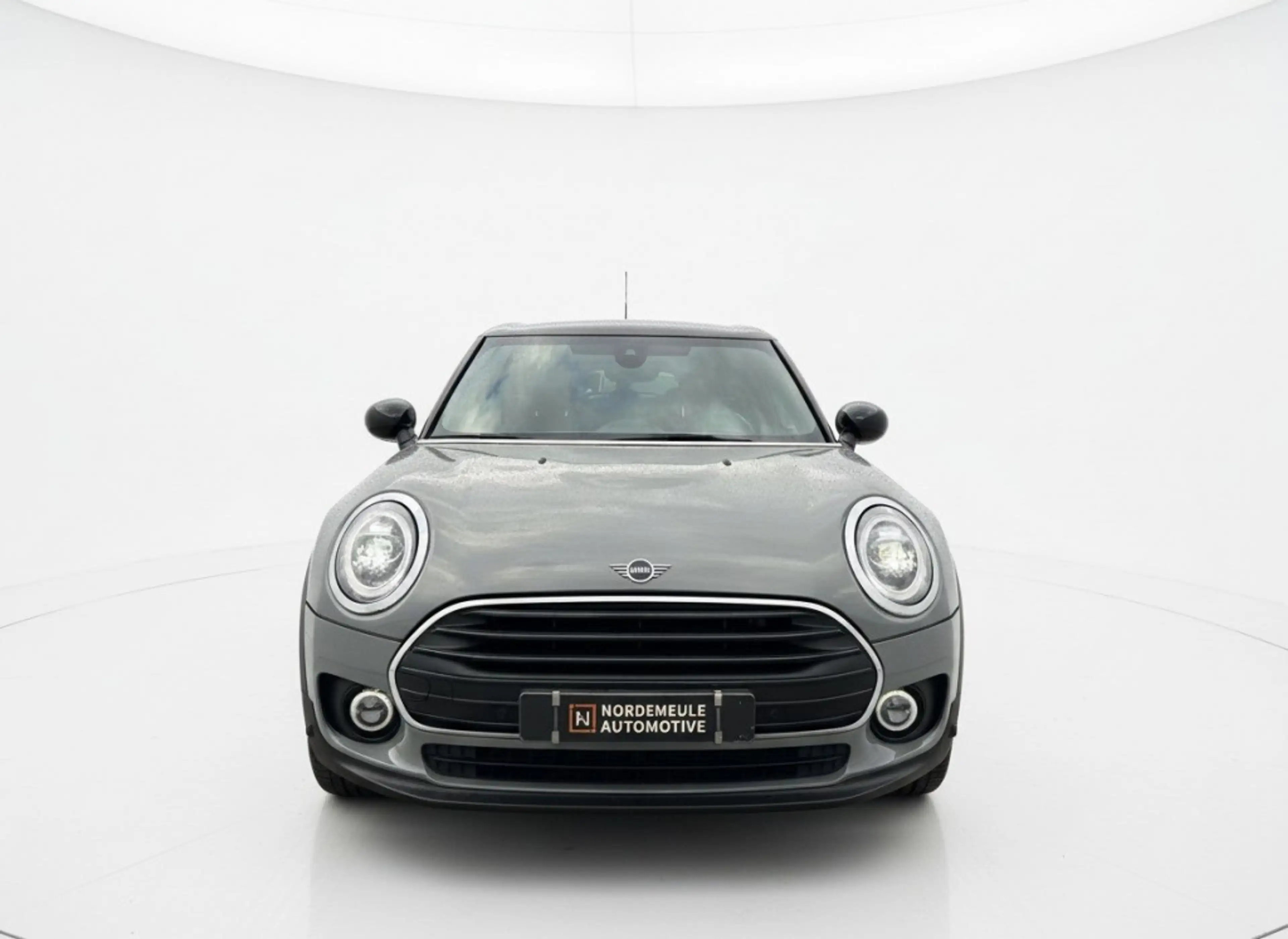 MINI Cooper Clubman 1.5 COOPER BNS ED. Xenon, AUT, Navi — photo 2