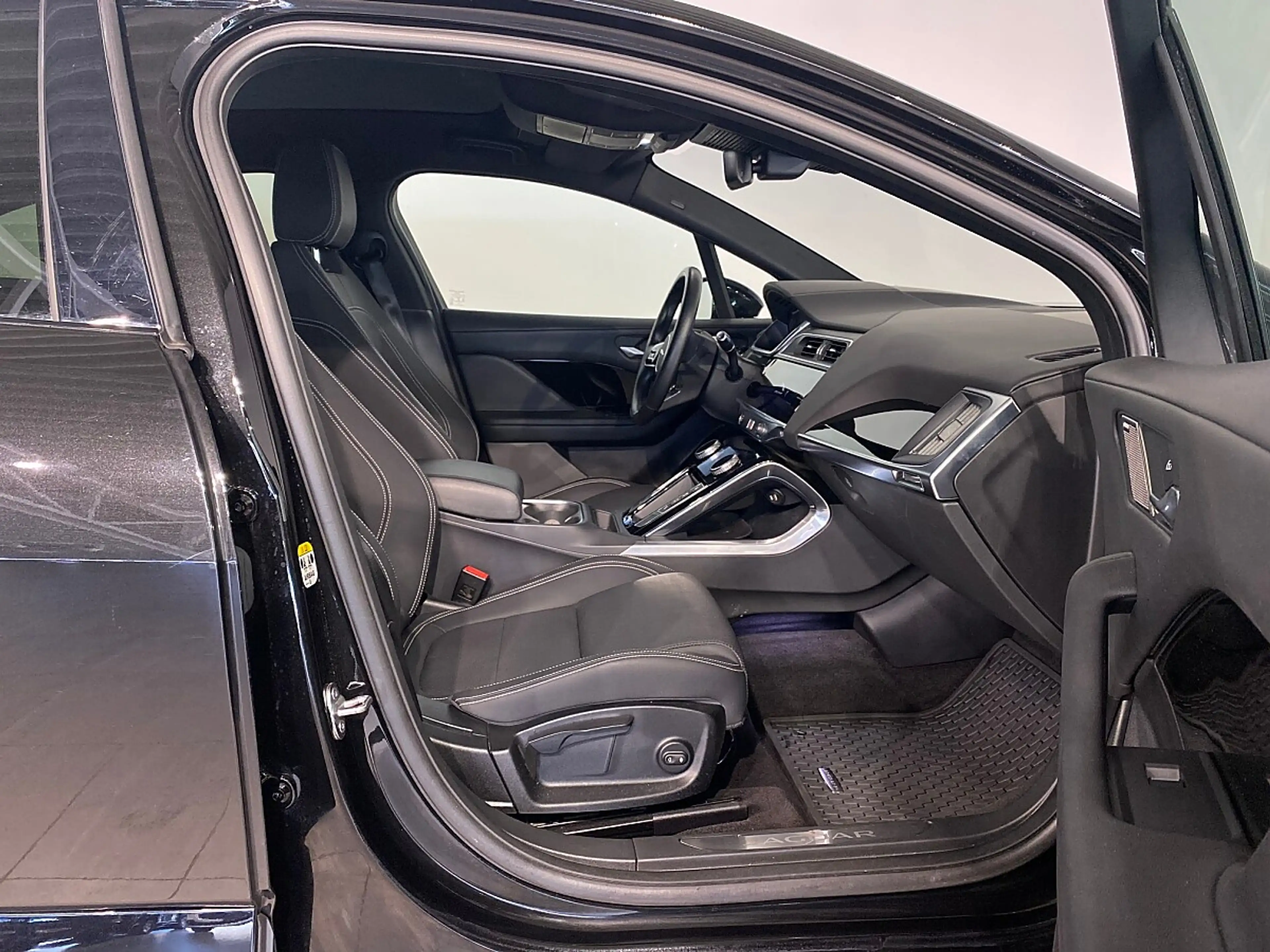 Jaguar I-Pace Austria Edition EV320 AWD — photo 7