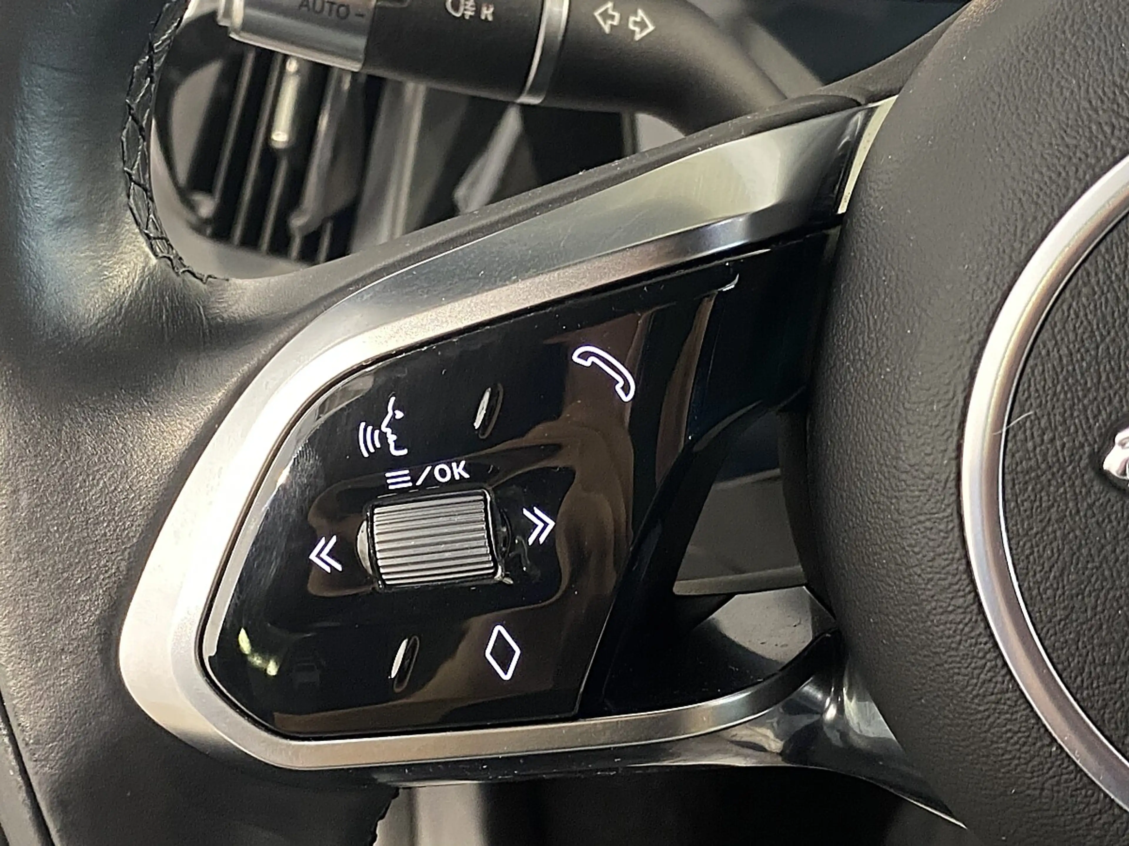 Jaguar I-Pace Austria Edition EV320 AWD — photo 13