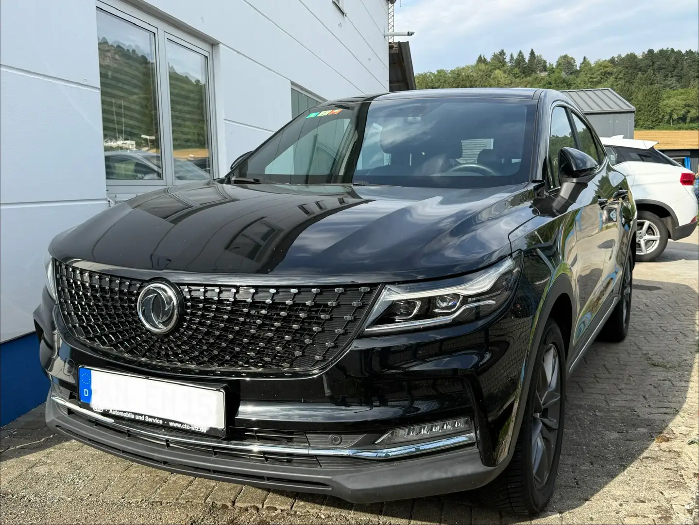 DFSK Fengon 5 MwSt. ausweisbar / TÜV + SERVICE NEU Schwarz - 1