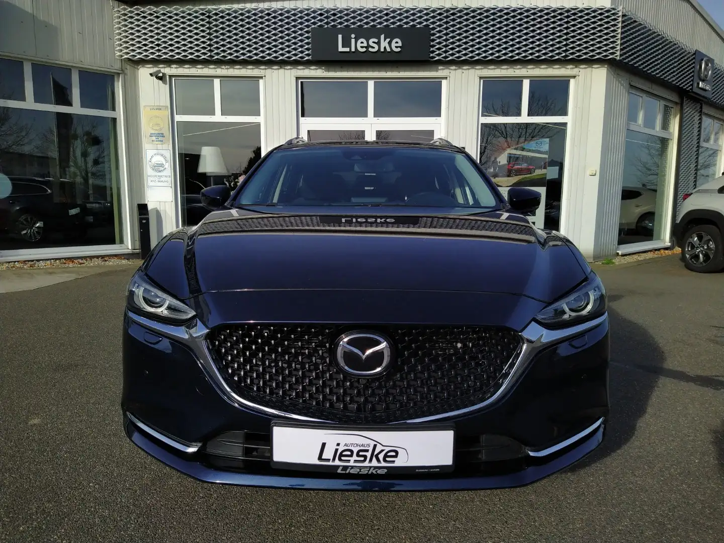 Mazda 6 2.5L SKYACTIV G 194 Exclusiv Blau - 1