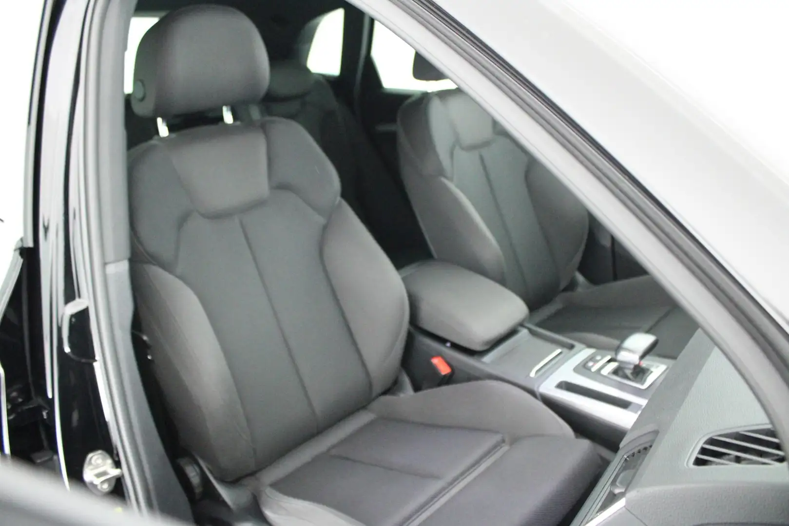 Audi Q5 50 TFSI e 299pk Advanced Black Edition Trekhaak Ca Negro - 2