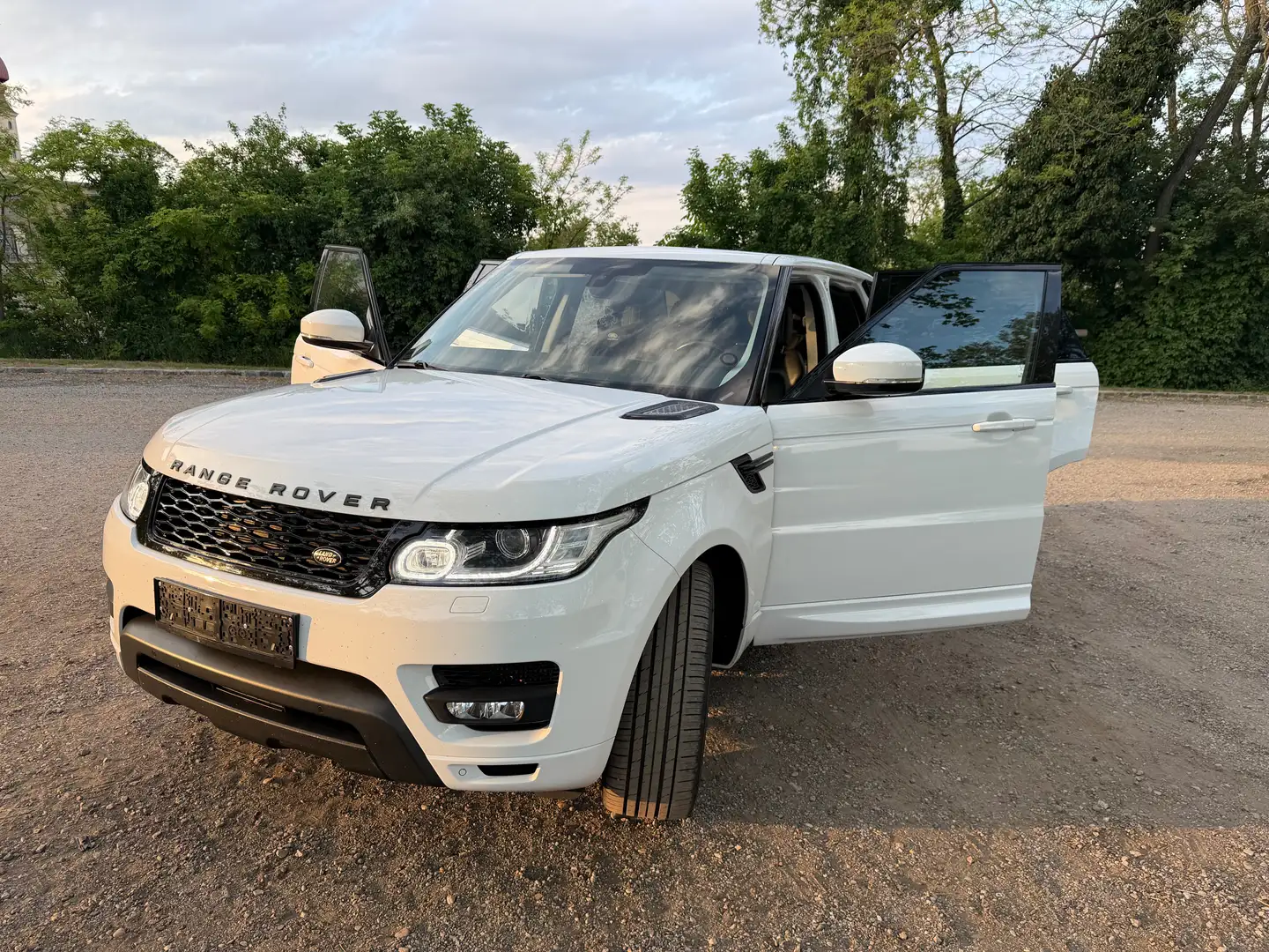 Land Rover Range Rover Sport Range Rover Sport 3,0 SDV6 HSE HSE Weiß - 1