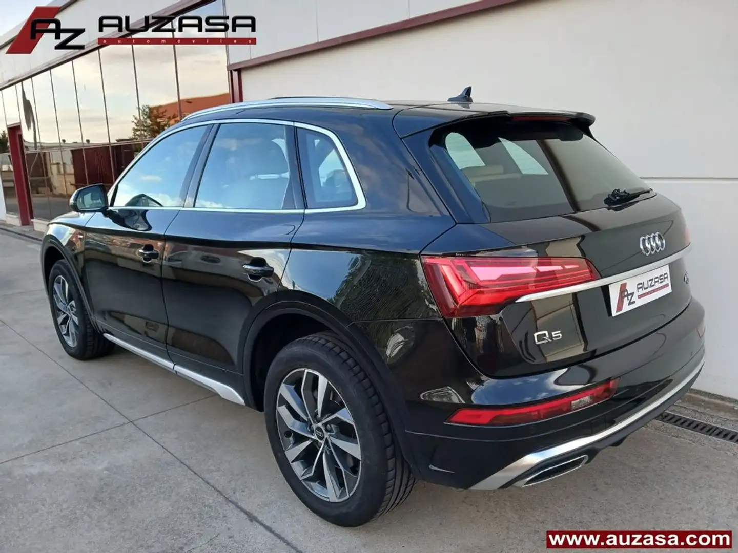 Audi Q5 40 TDI 204cv quattro-ultra S line Negro - 2