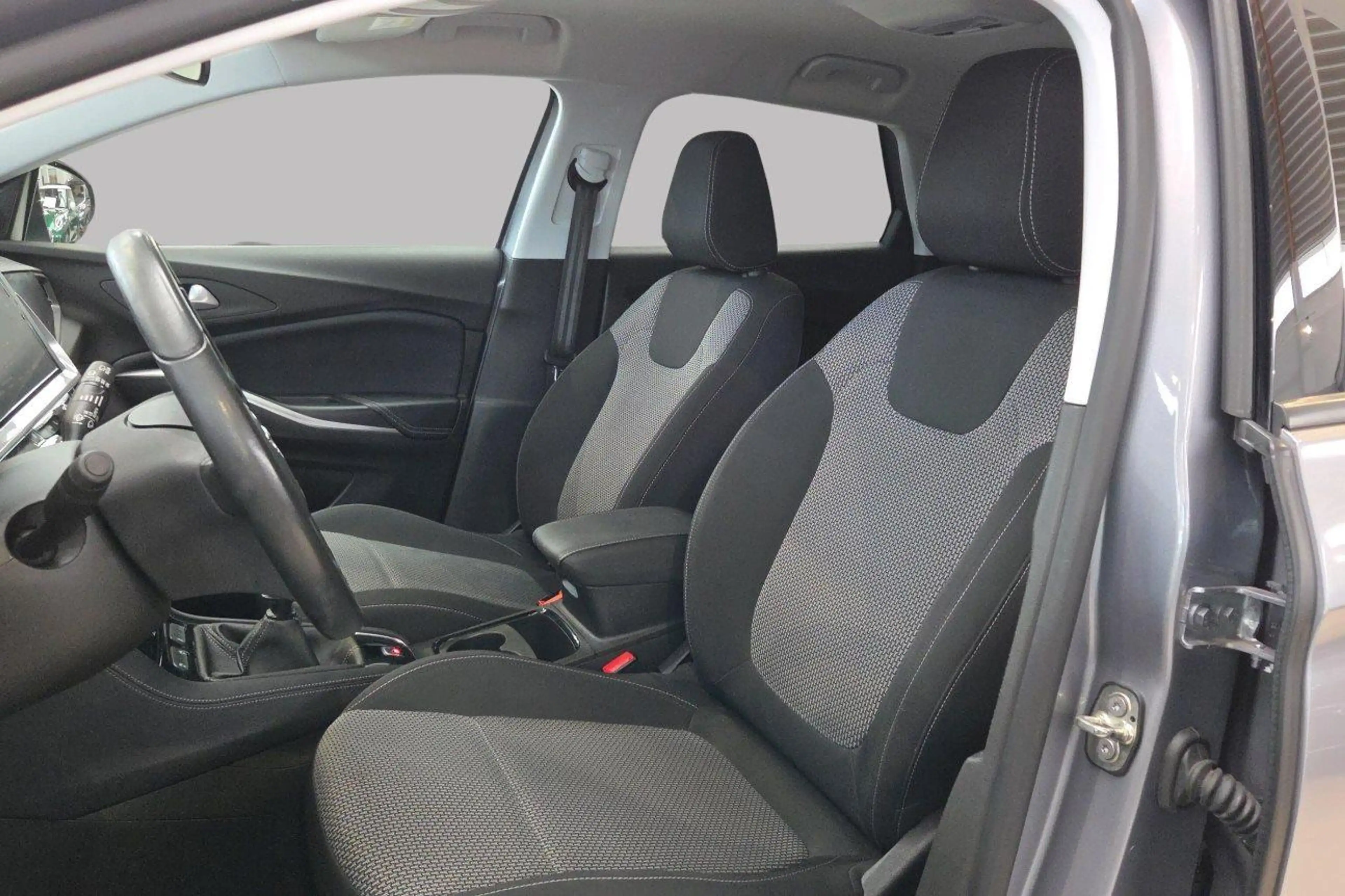 Opel Grandland Elegance — photo 11
