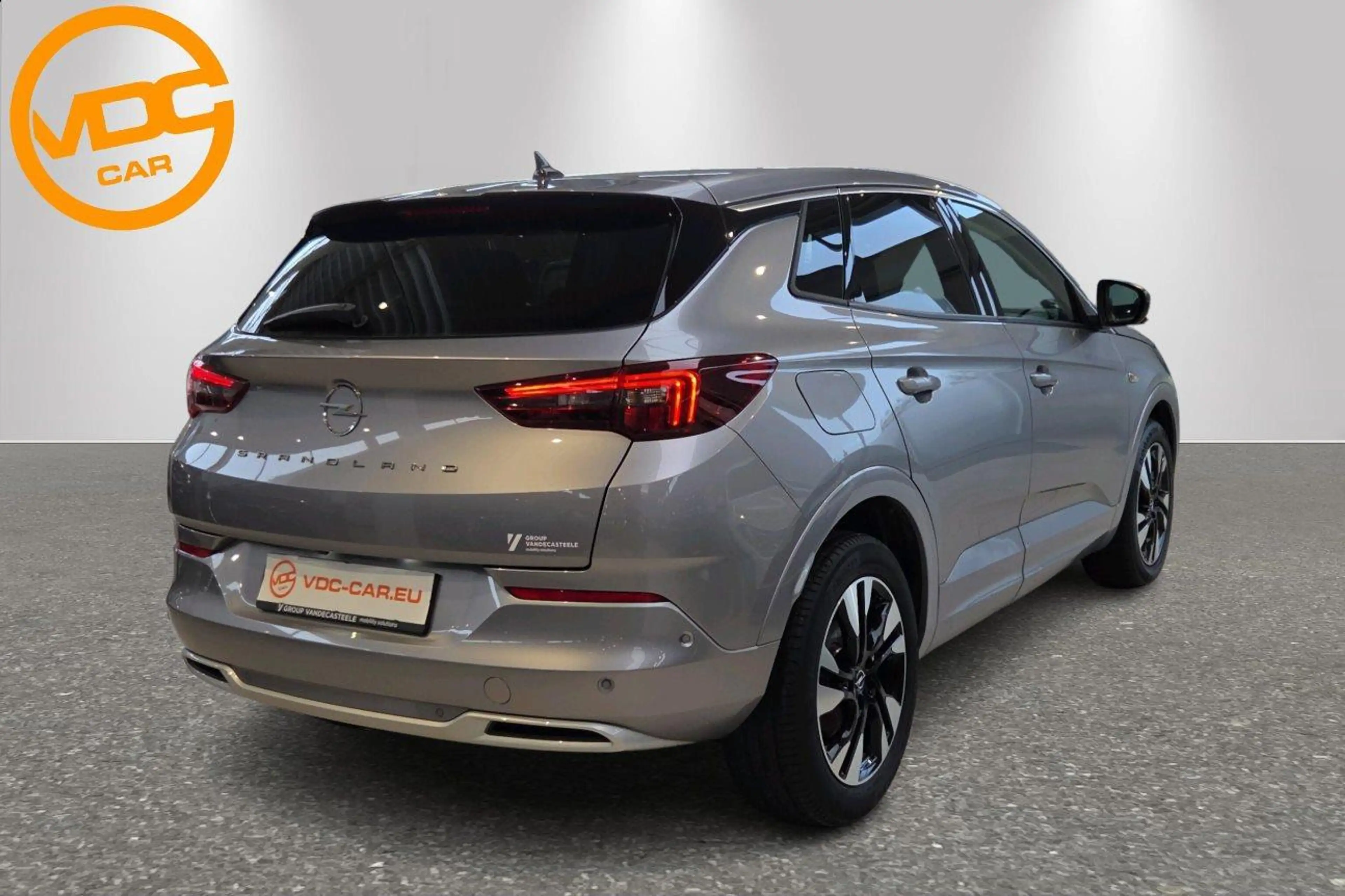 Opel Grandland Elegance — photo 3