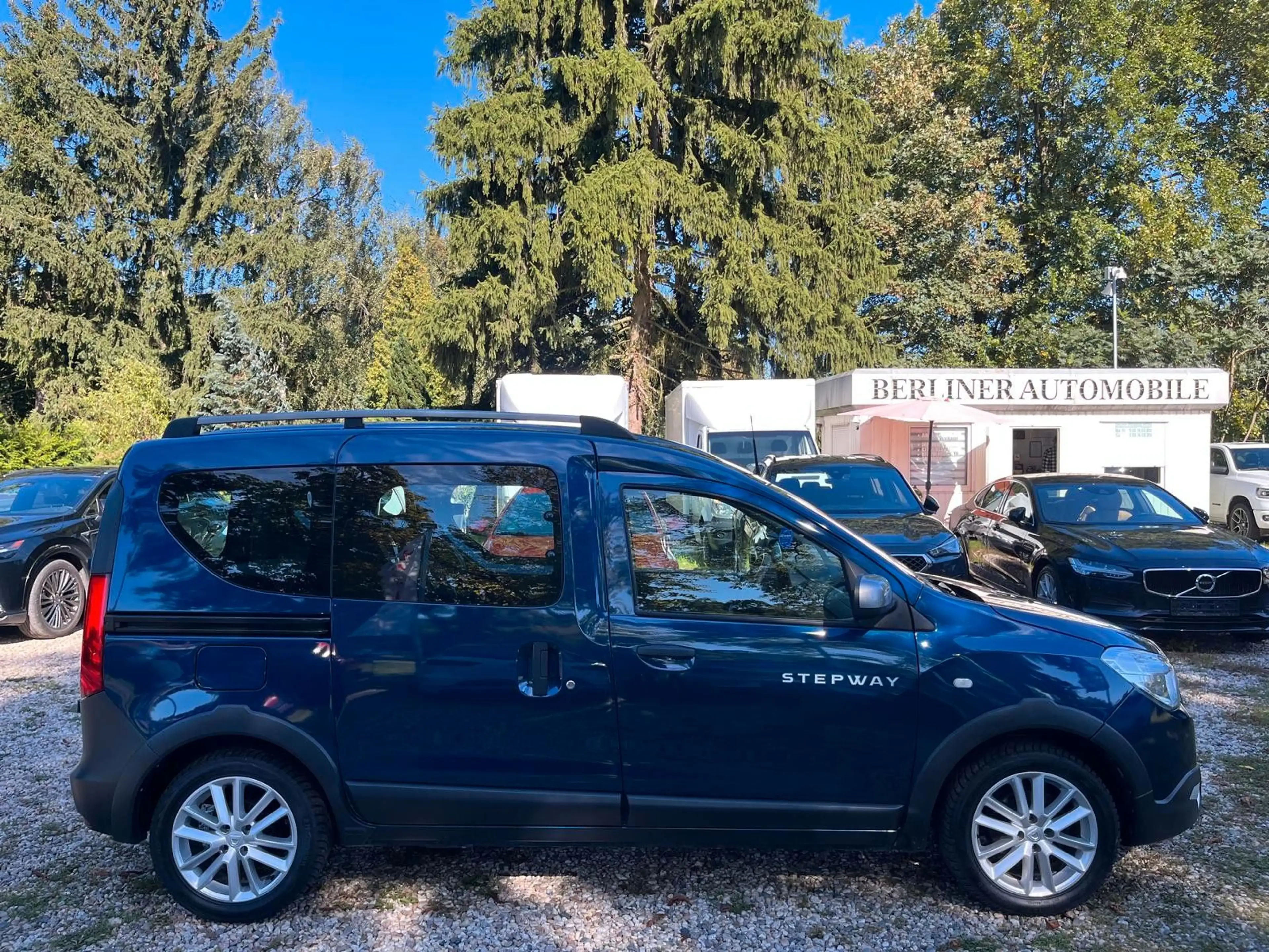 Dacia Dokker Blue dCi 95 Stepway Celebration AHK Kam. — photo 7