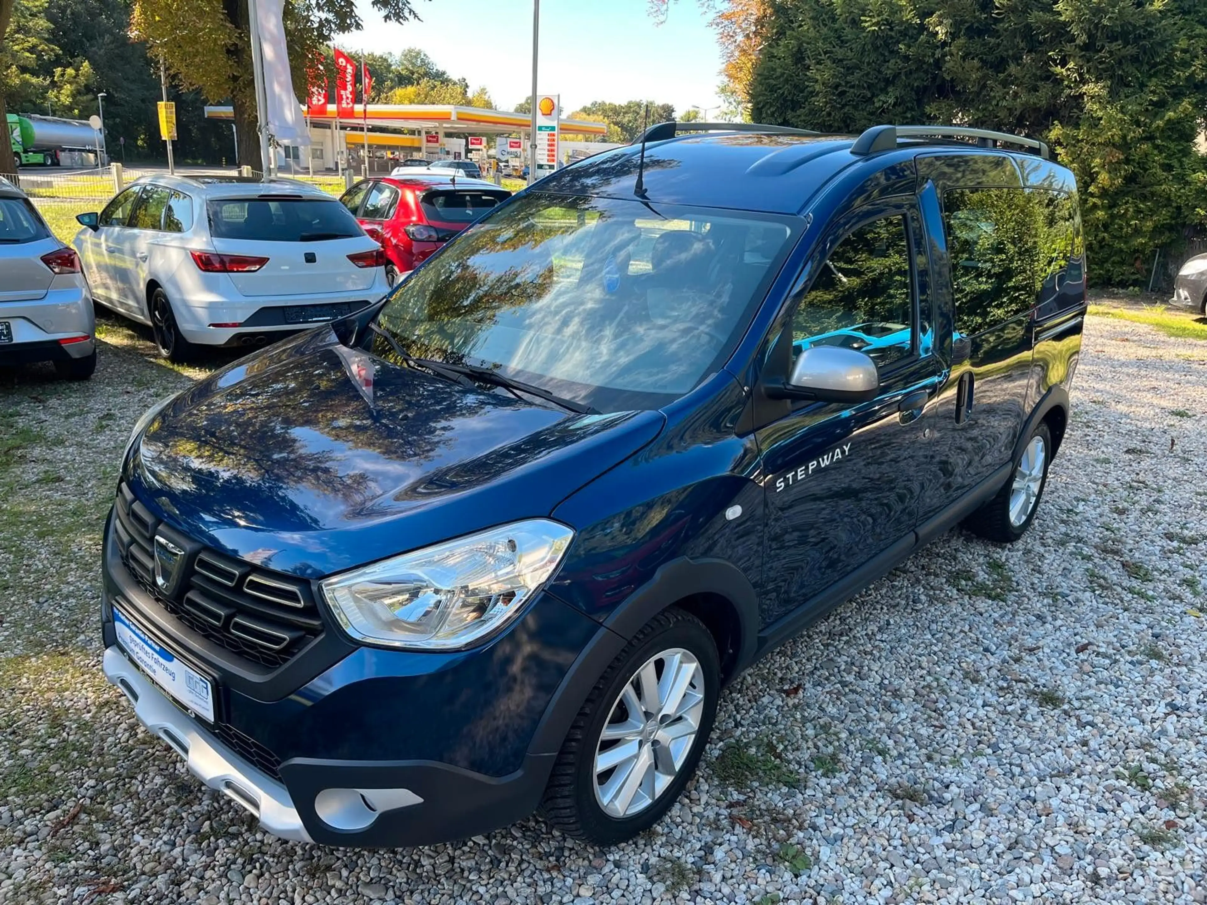 Dacia Dokker Blue dCi 95 Stepway Celebration AHK Kam.