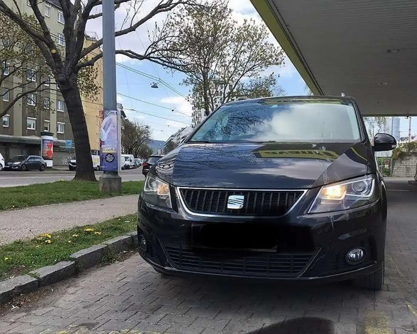 SEAT Alhambra Alhambra Reference 2,0 TDI CR DPF DSG Reference Schwarz - 2