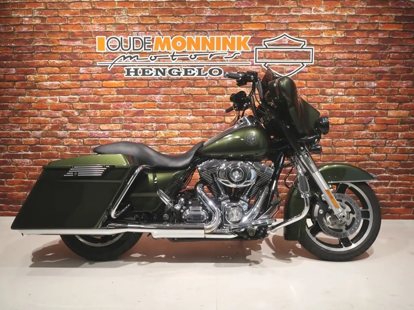 Harley-Davidson Street Glide FLHX 1580 Groen - 1