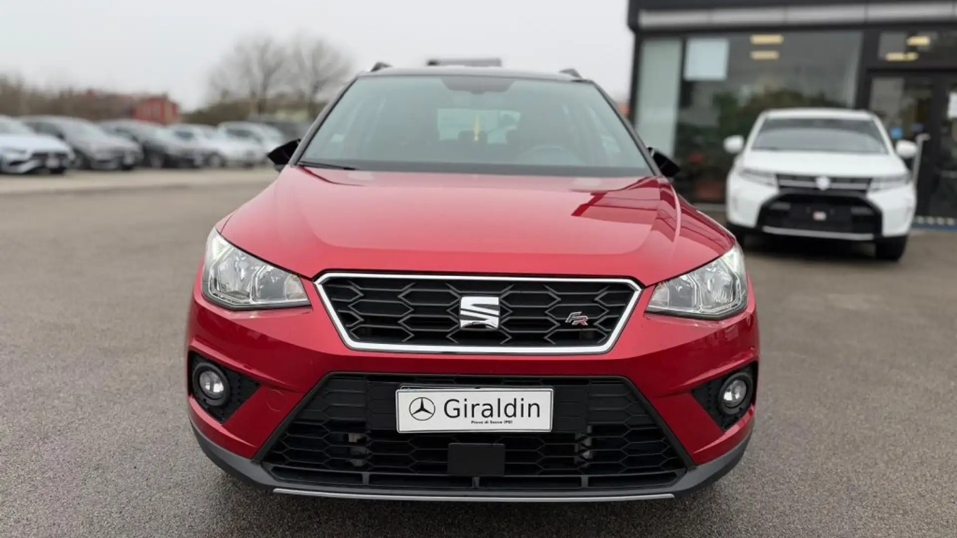 SEAT Arona 1.0 TGI FR Rosso - 2