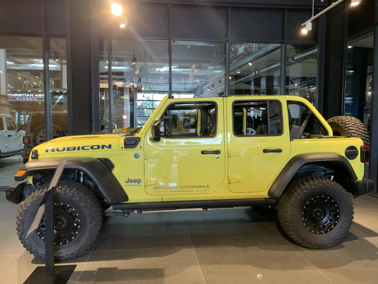 Jeep Wrangler Unlimited 2.0 4xe Rubicon 8ATX Amarillo - 2