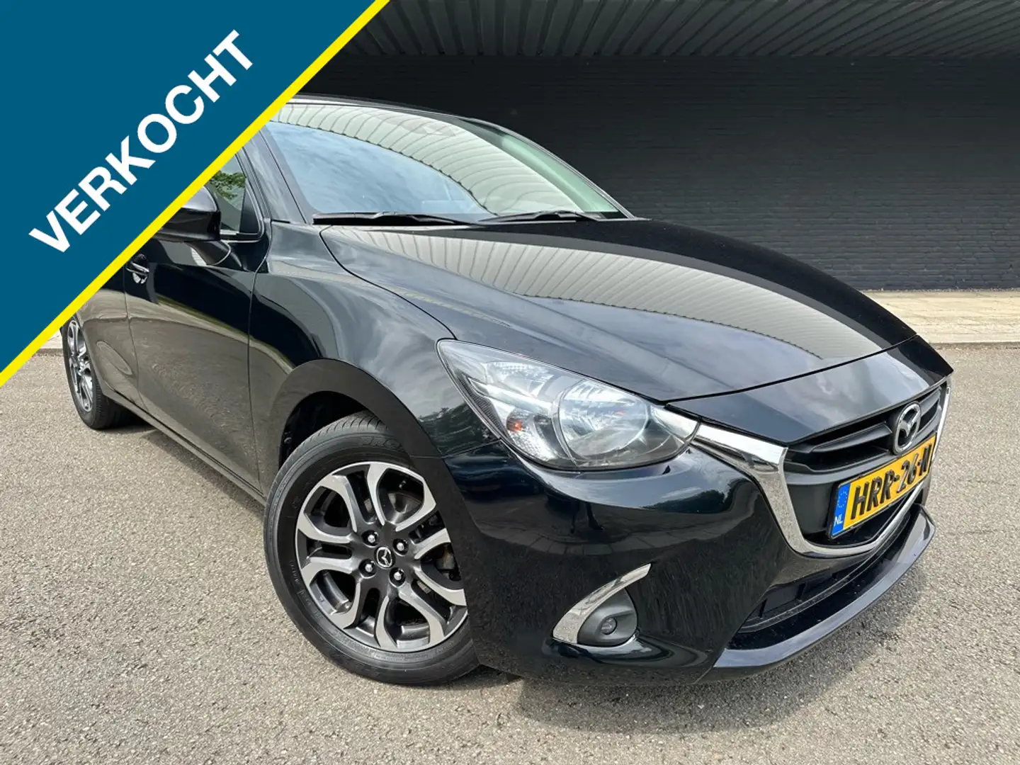 Mazda 2 1.5 Skyactive - GT // Cruise, Navi, Stoelverwarmin Чорний - 1