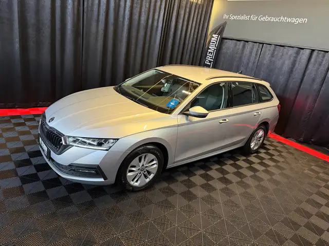 Skoda Octavia Ambition *LED*VIRTUAL*1-BESITZ*AHK*