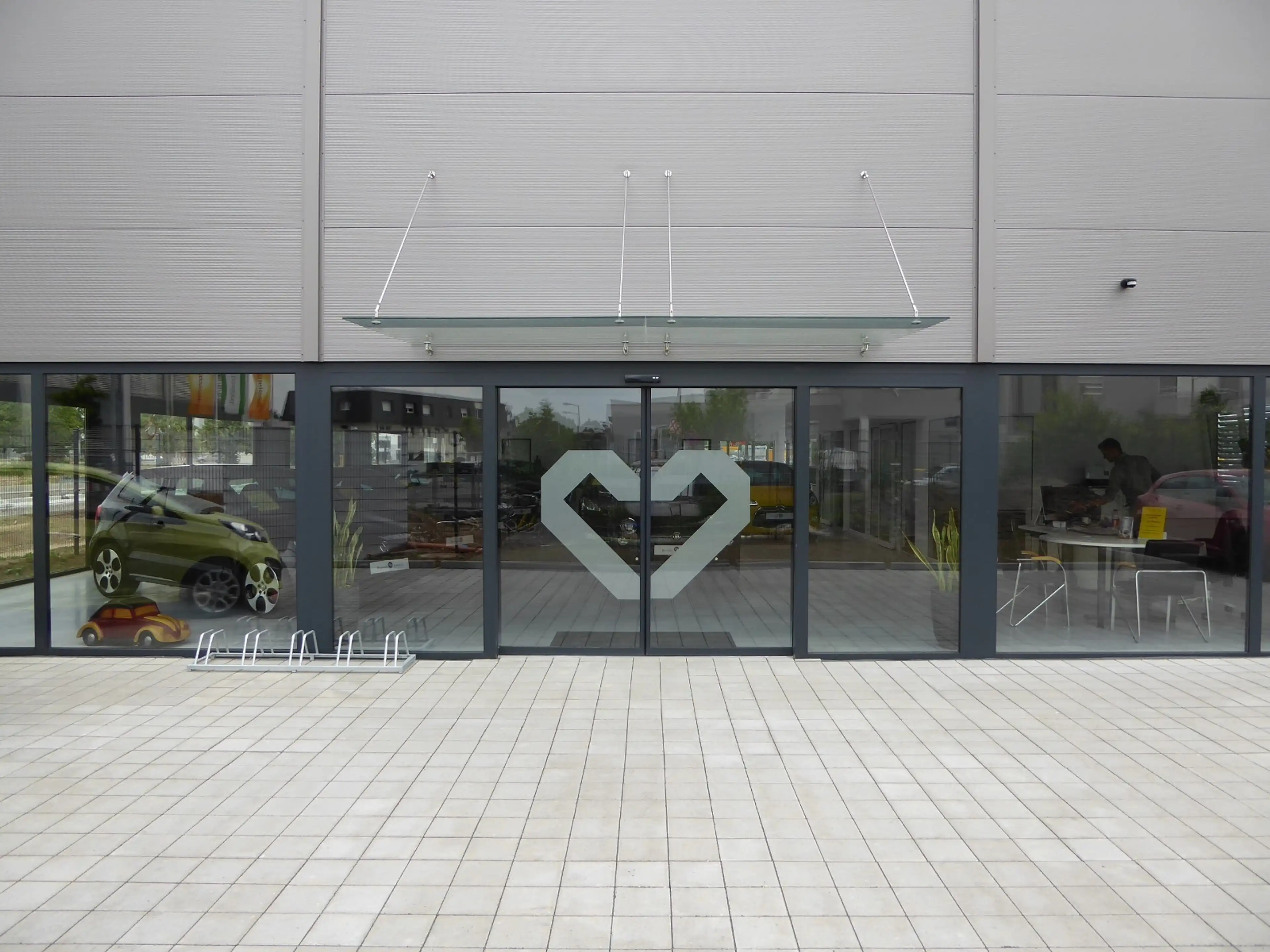 BMW 316 KLIMAAUTOMATIK+BI-XENON+EINPARKHILFE+ALU+TOP — photo 27