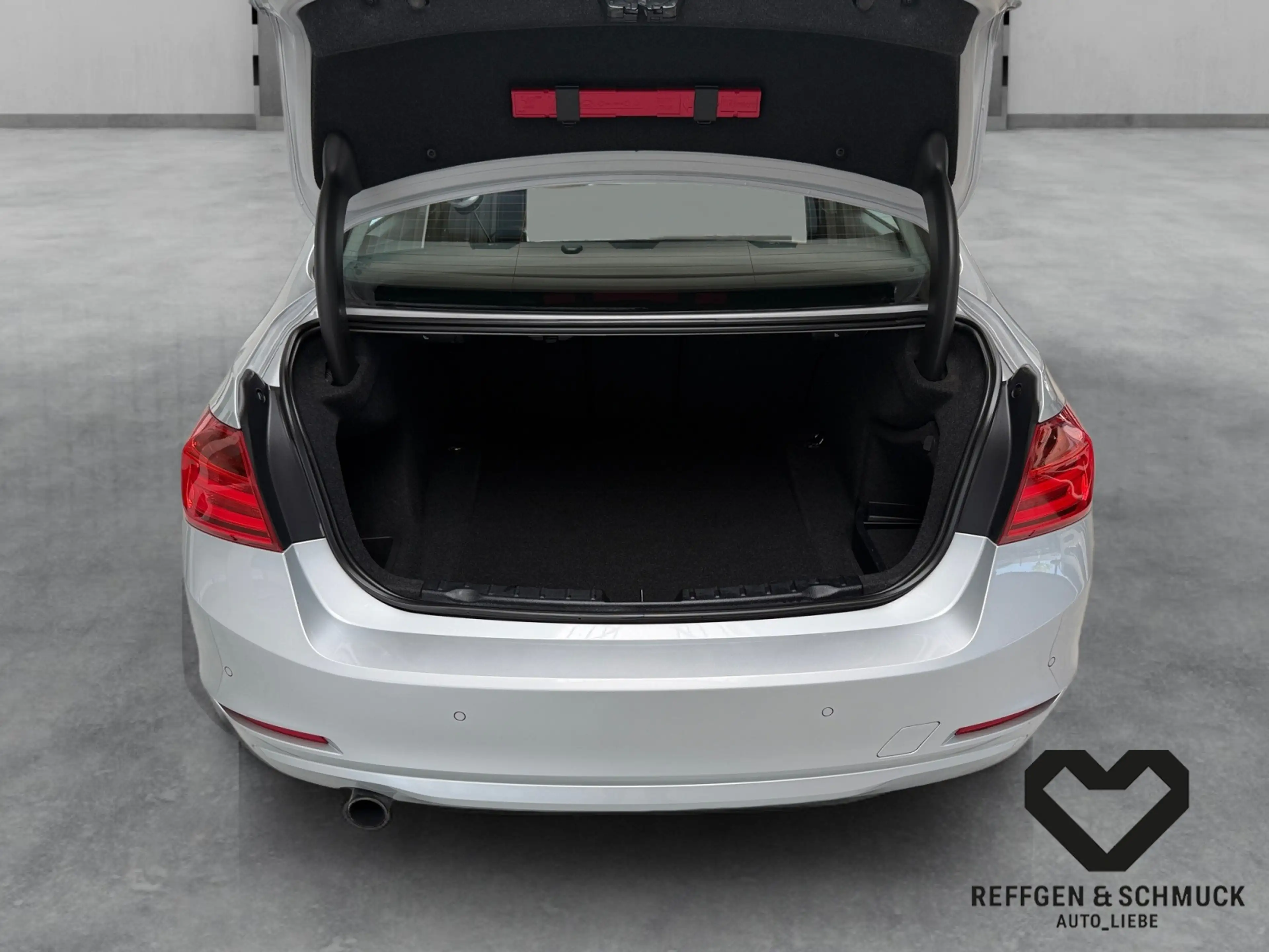 BMW 316 KLIMAAUTOMATIK+BI-XENON+EINPARKHILFE+ALU+TOP — photo 16