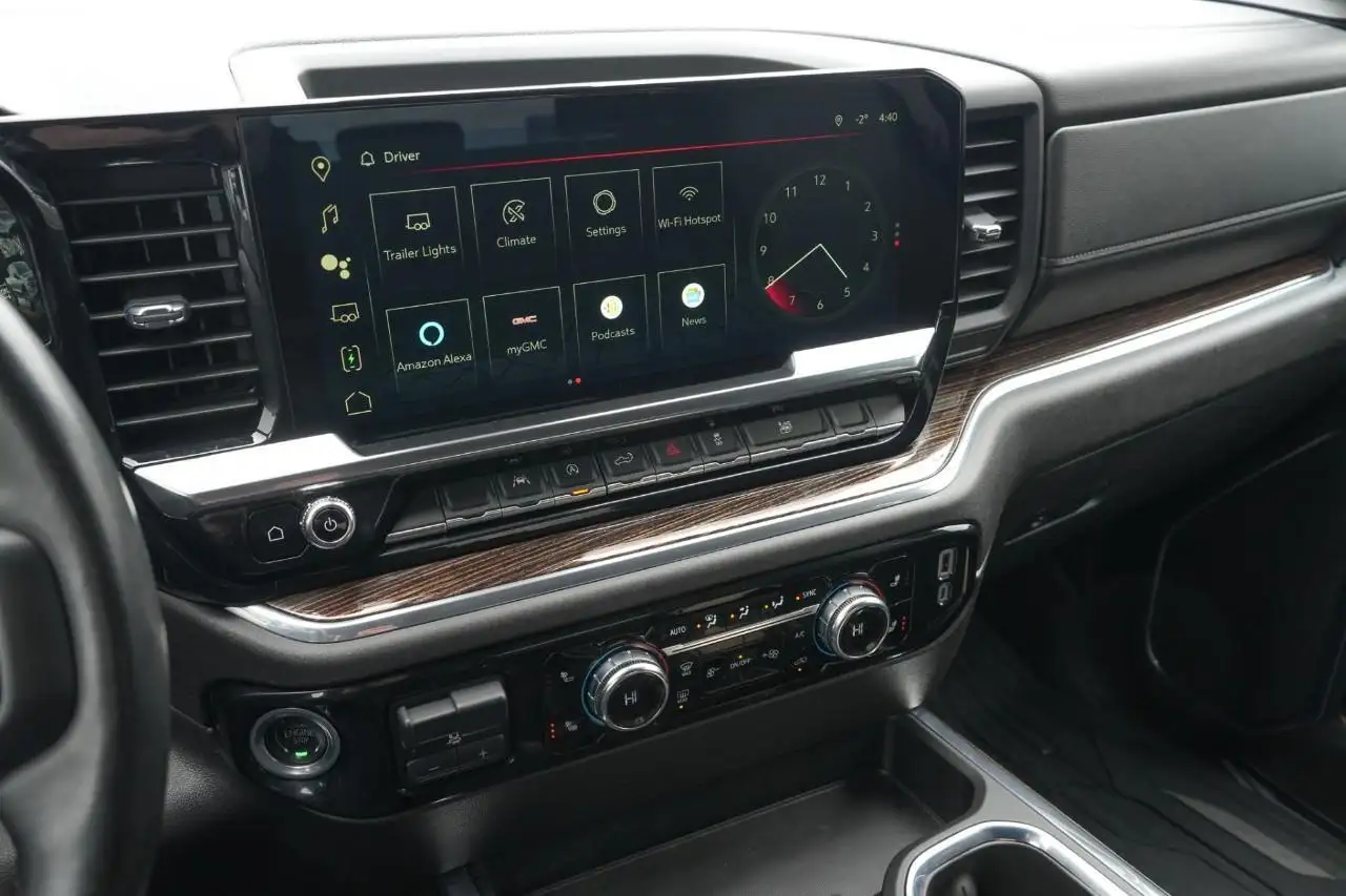 GMC Sierra 1500 снимка GMC Sierra 1500