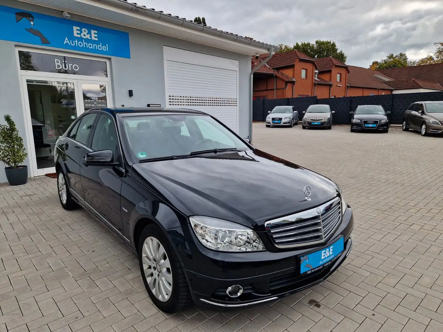 Mercedes-Benz C 180 Limo Kompressor+Automatik+Navi+Scheckheft Schwarz - 1