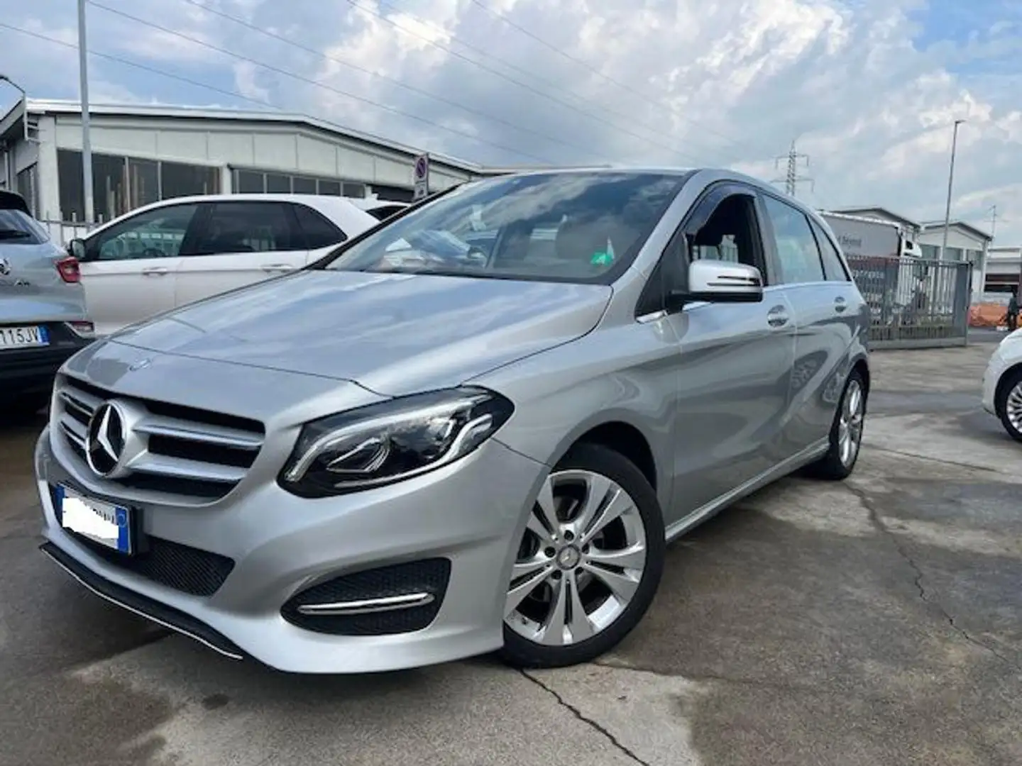 Mercedes-Benz B 180 Premium CAMBIO AUTOMATICO Argento - 1
