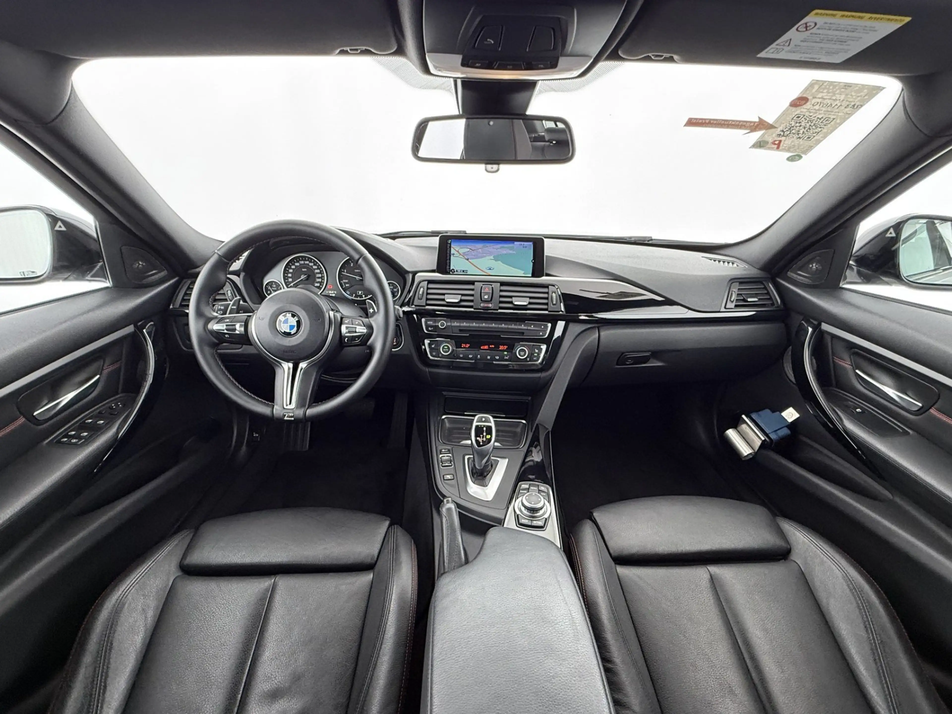 BMW 320 d Sport Aut XENON HEAD-UP H&K LEDER NAVI TEMP — photo 14