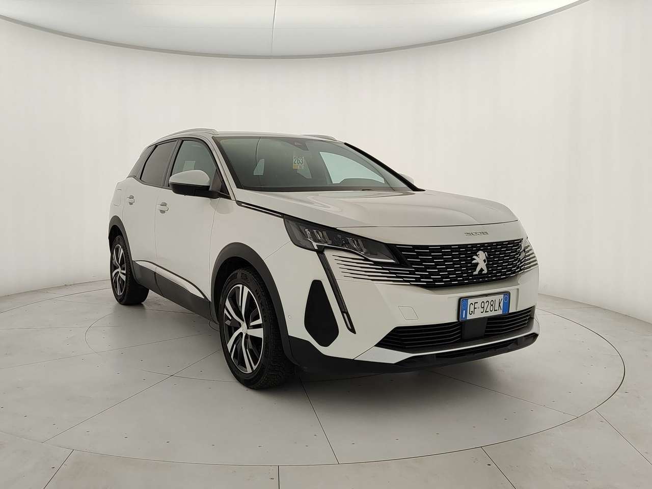 Peugeot 3008 1.5 bluehdi Allure Pack s CARPLAY! FRONT ASSIST!