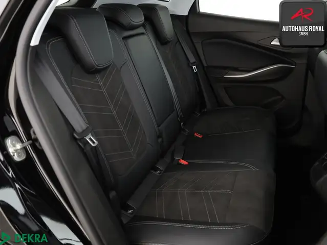 Opel Grandland X view 12