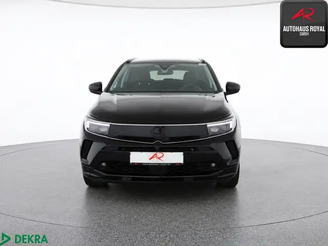 Opel Grandland X view 8