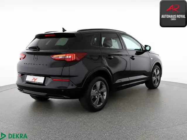 Opel Grandland X view 5