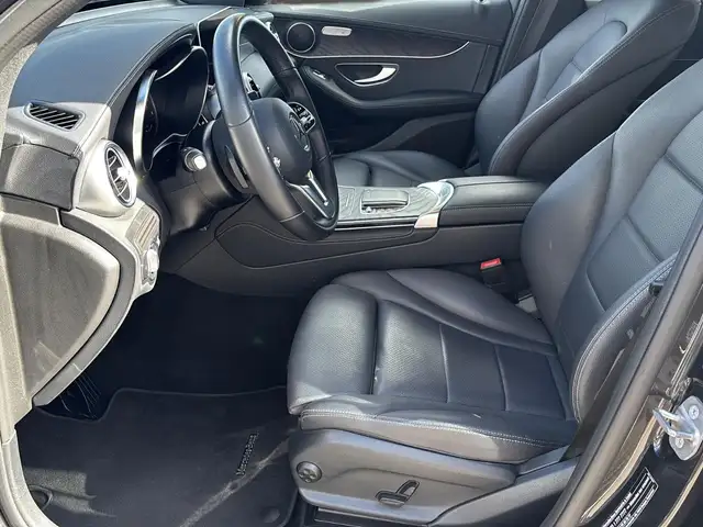 Mercedes-Benz GLC view 12