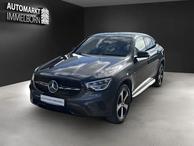 Mercedes-Benz GLC view 2