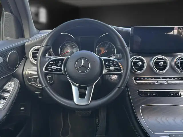 Mercedes-Benz GLC view 13