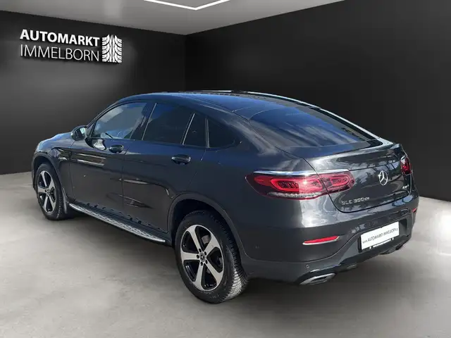 Mercedes-Benz GLC view 5