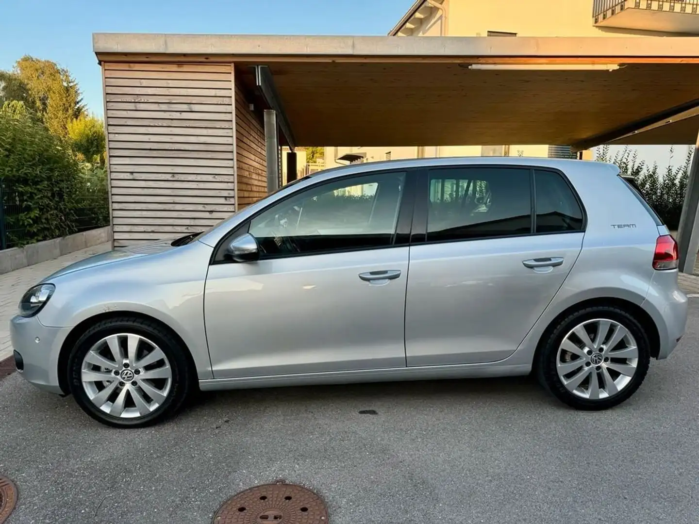 Volkswagen Golf Berline 2.0 TDI DPF 5 portes Gris - 2