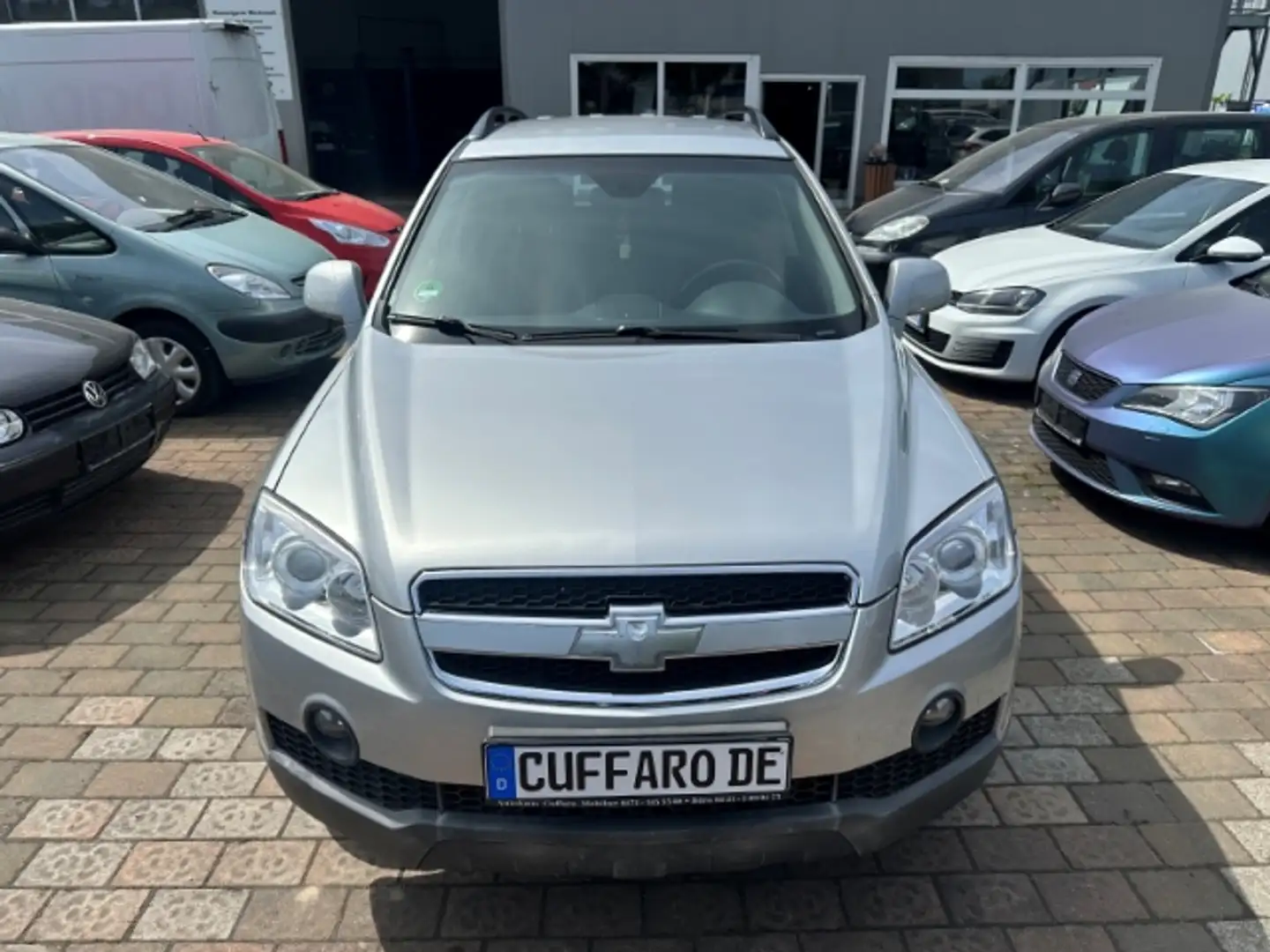 Chevrolet Captiva 2.0 D LT 4WD Exclusive DPF Niveau Leder Klimaautom Argent - 1