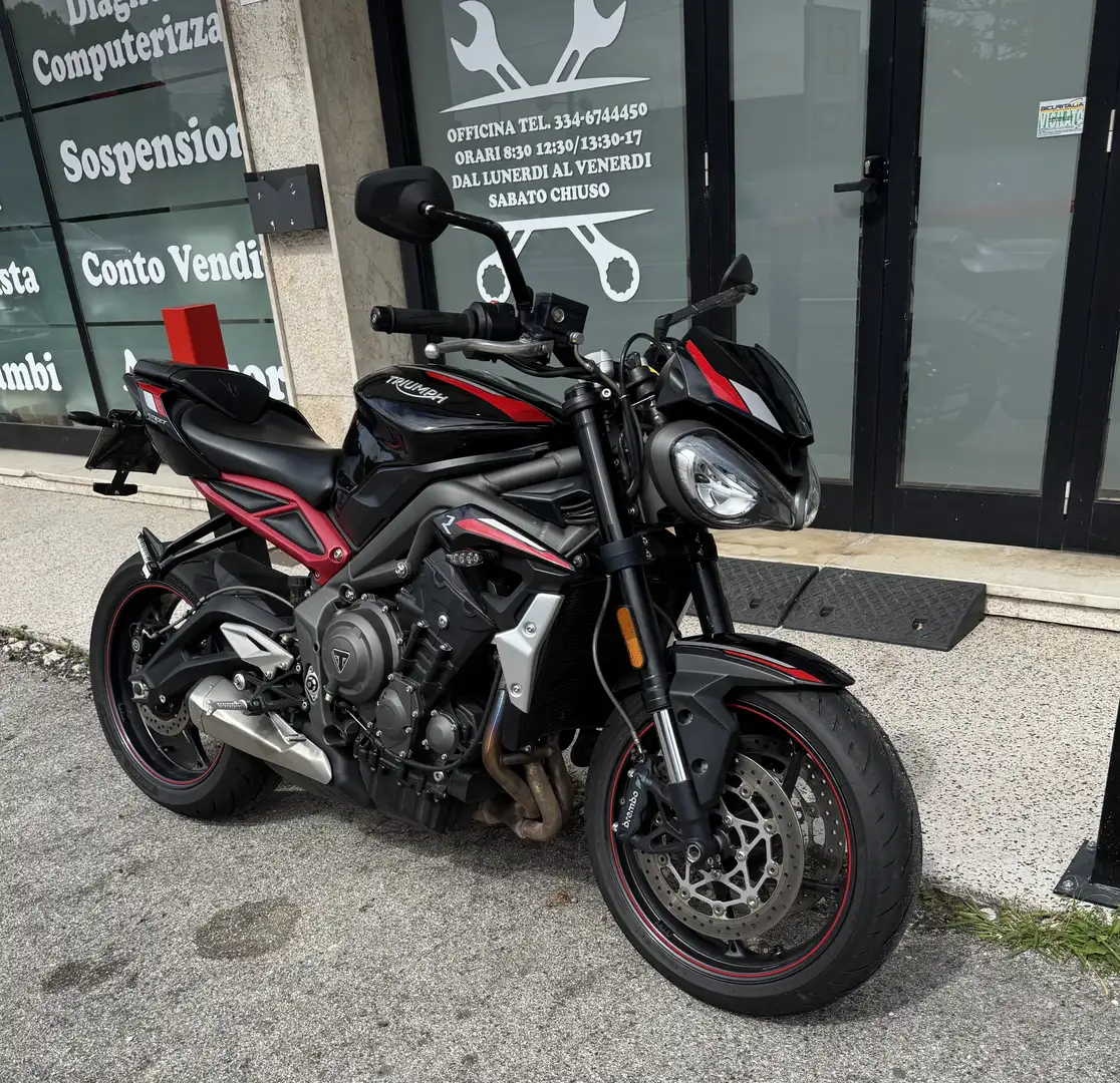 Triumph Street Triple R - 2