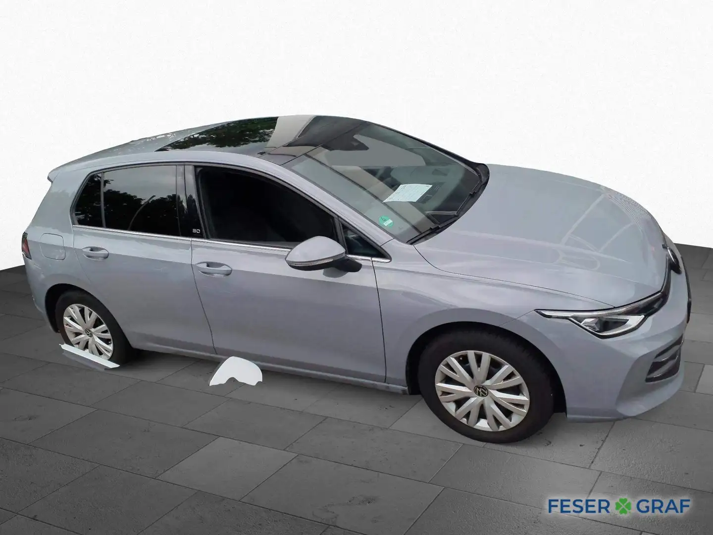 Volkswagen Golf VIII 1.5 eTSI DSG 50.J PANO LED-MATRIX HUD Grau - 2
